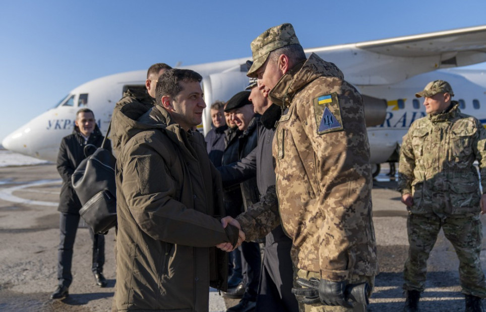 Зеленский поздравил военных в зоне ООС. ФОТО