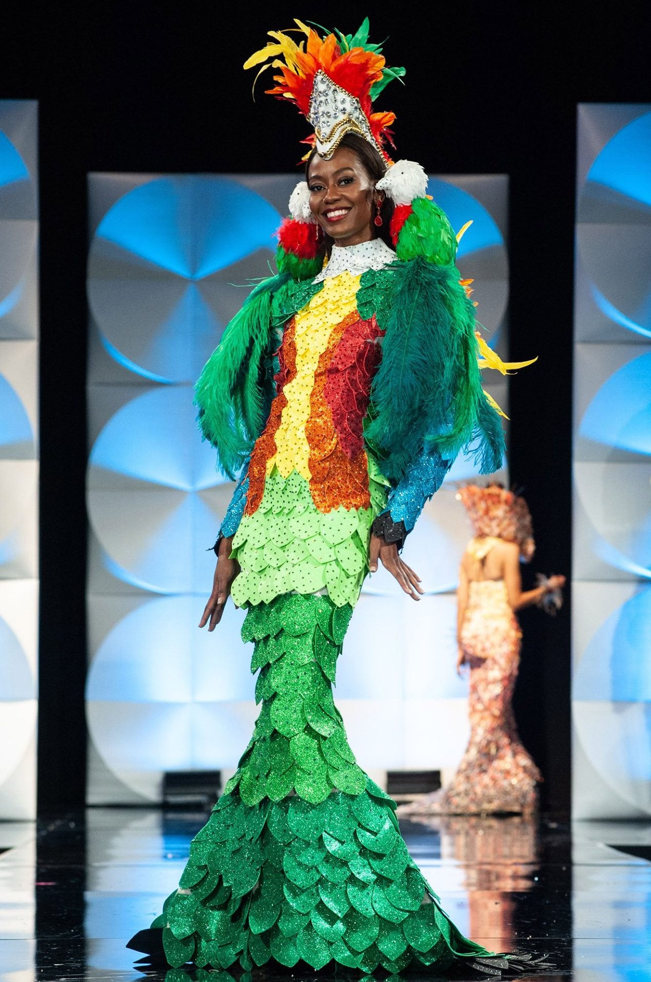 Конкурс национальных костюмов на «Мисс Вселенная»-2019. ФОТО