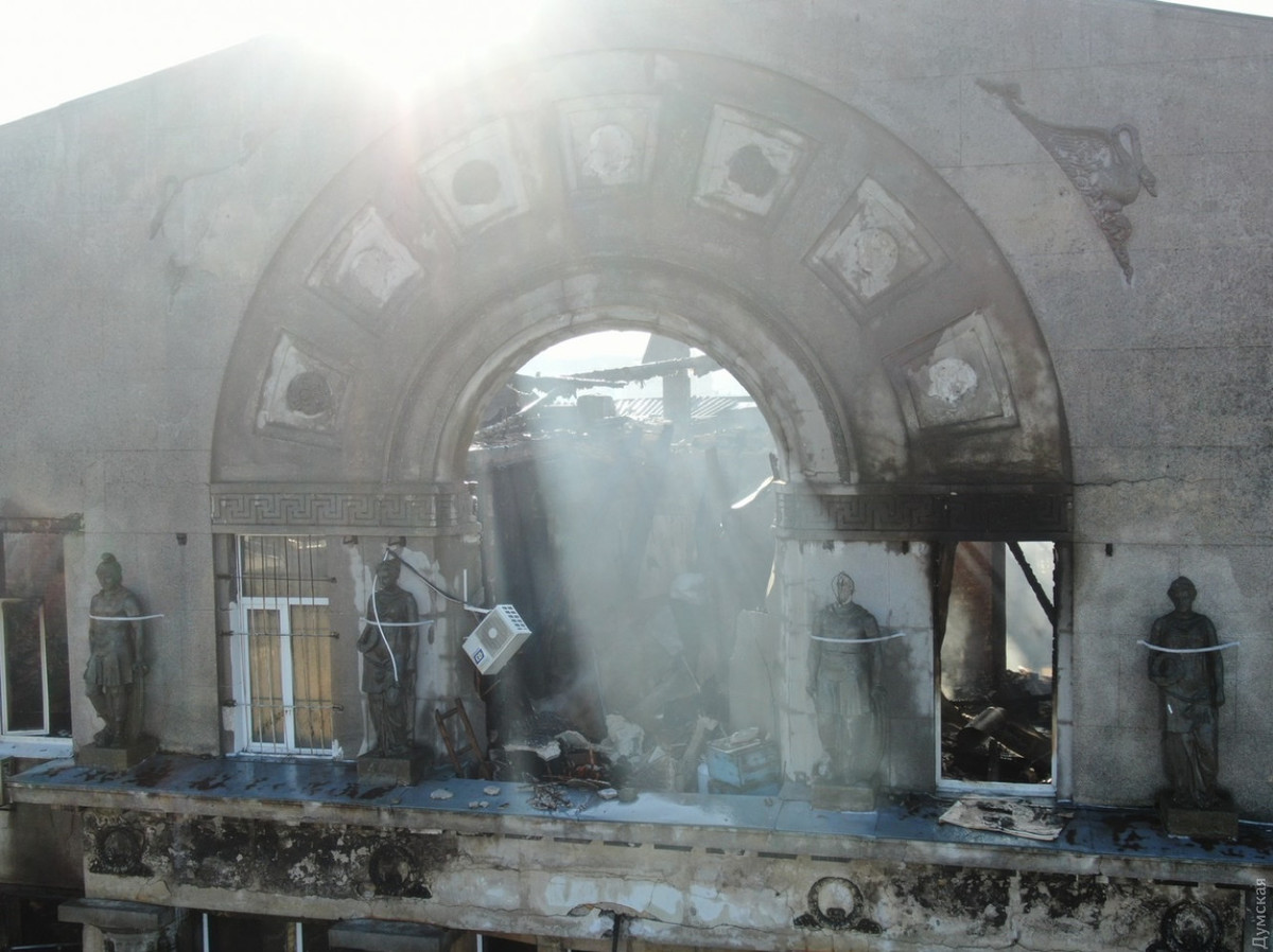 Как выглядит колледж в Одессе после пожара. ФОТО