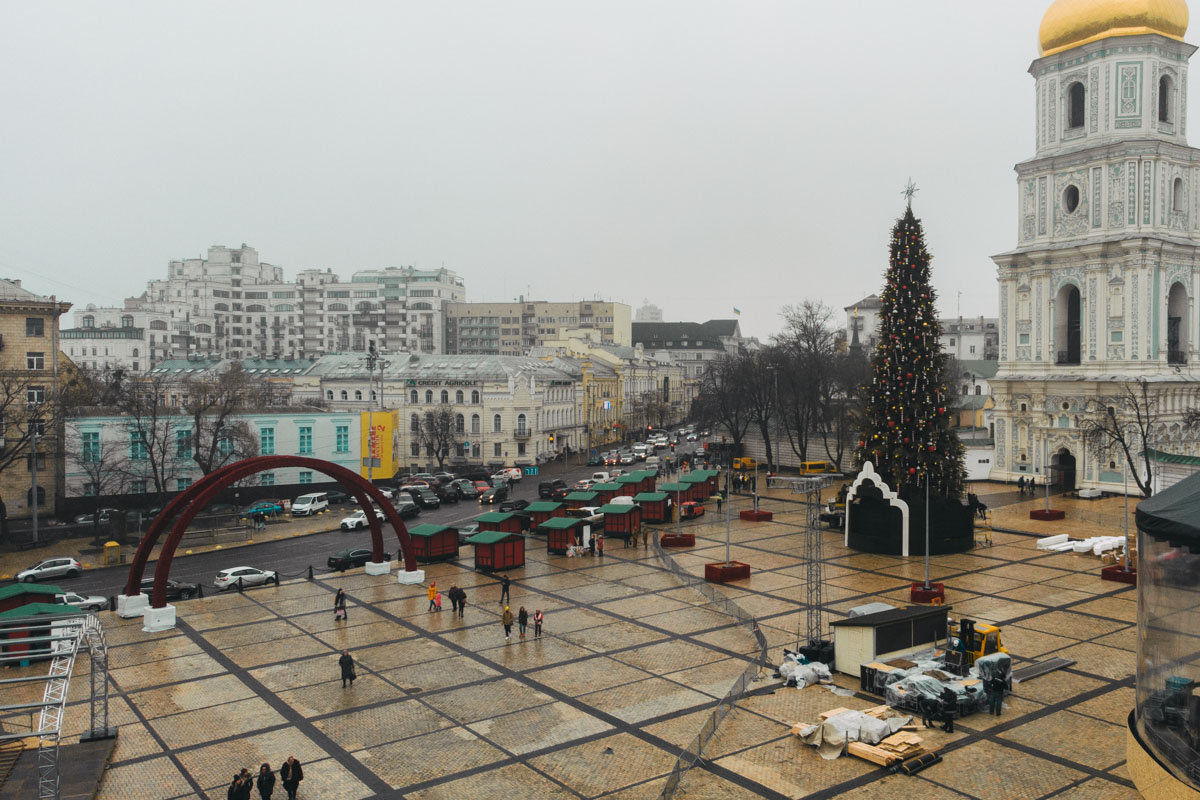 Вот так площадь сегодня выглядит с высоты