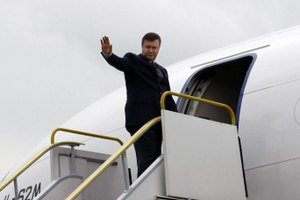 Янукович улетел в Китай