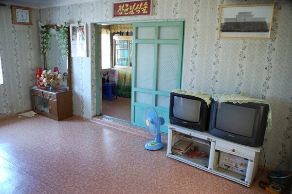 Незавидный «интерьер» жителей Северной Кореи: реальные фото