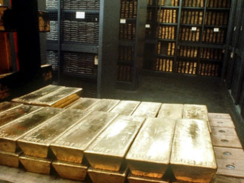 Золотовалютные резервы НБУ стремительно тают