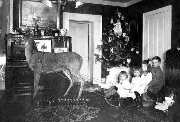 Рождественские снимки прошлого века, от которых немного не по себе