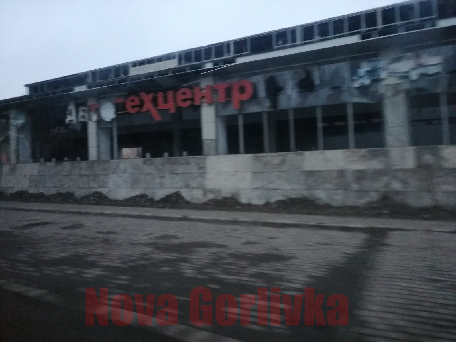 Появились грустные предновогодние фото с Донбасса (ФОТО)