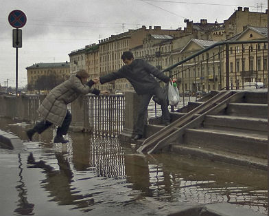 Санкт-Петербургу угрожает наводнение