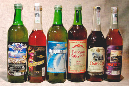 У белорусов выманили 105 тысяч бутылок «чернил»