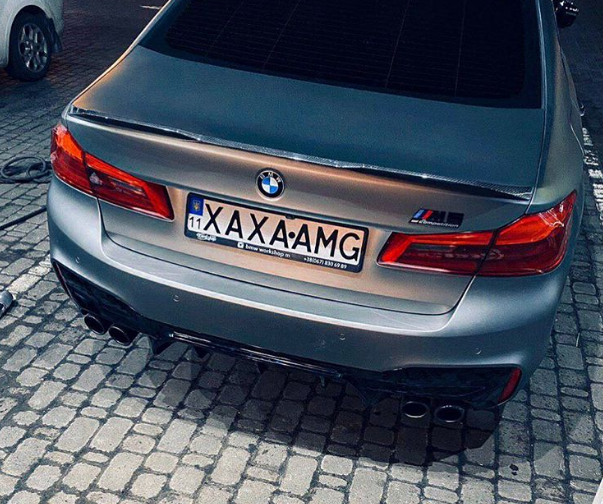 В Украине нашли BMW, который смеется над Mercedes. ФОТО