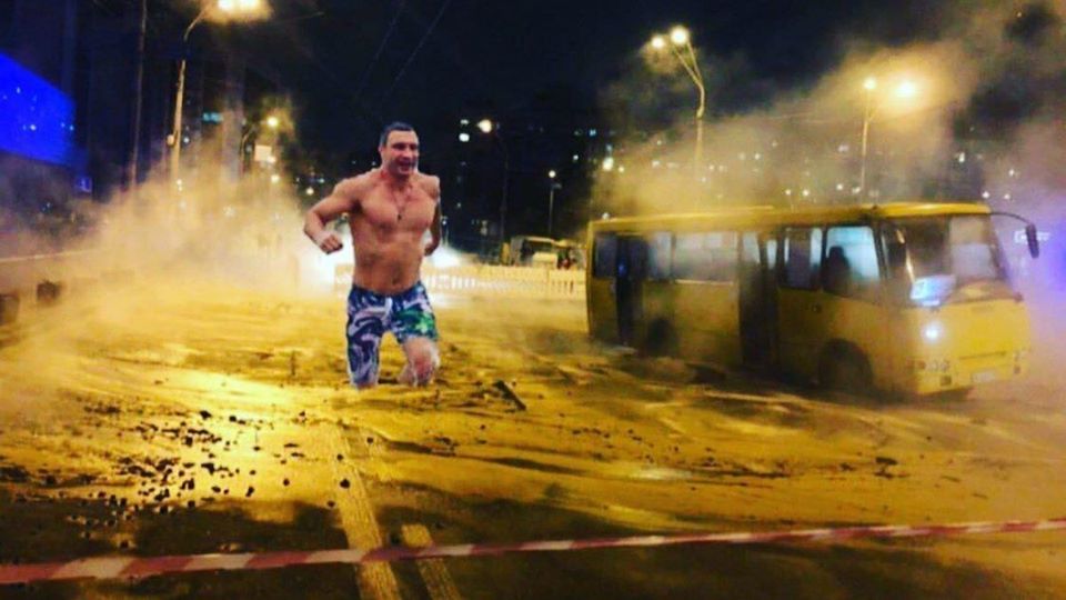 Соцсети фотожабами отреагировали на потоп в Киеве. ФОТО