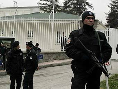 В Турции полиция задержала сыновей трёх министров по подозрению в коррупции