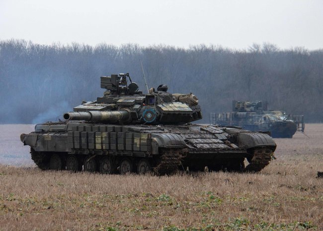 В зоне ООС прошла внезапная проверка готовности противотанковых и танковых подразделений 05