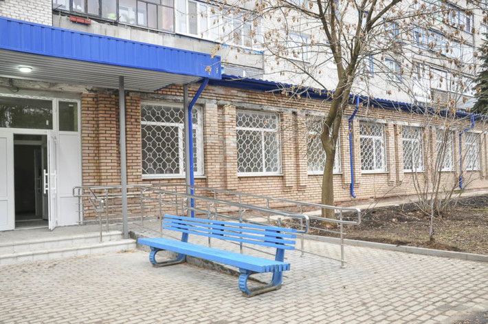 В Славянске ремонтируют больницы. ФОТО