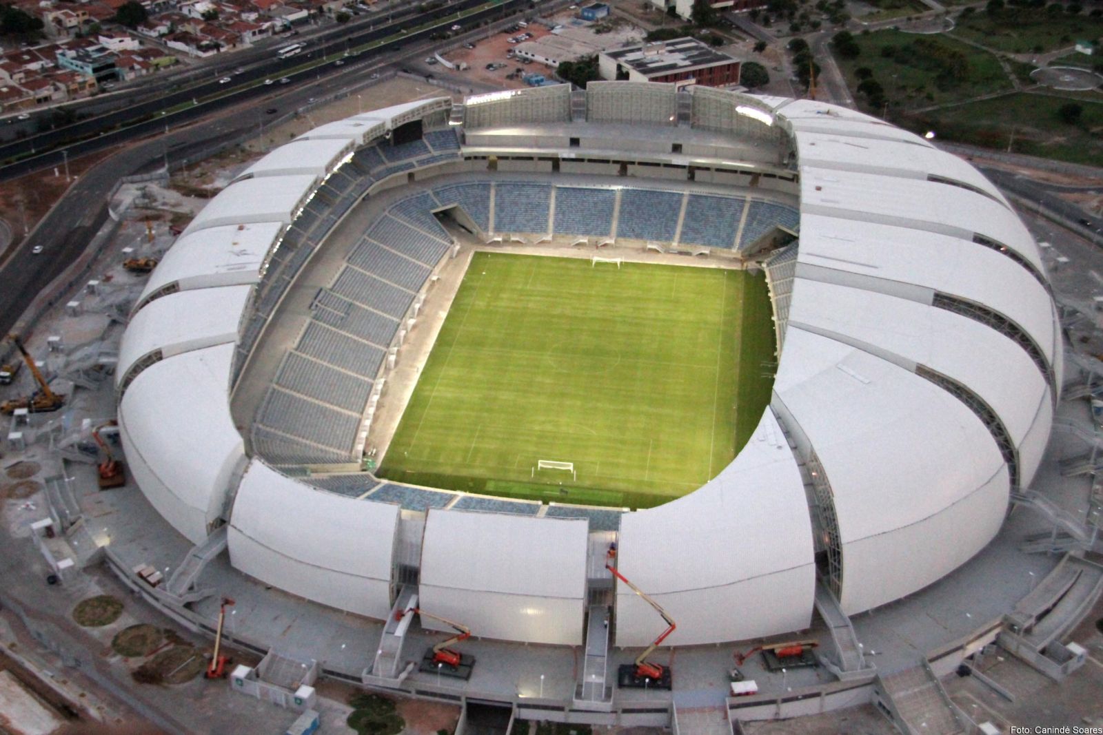 Самые красивые футбольные стадионы мира. ФОТО