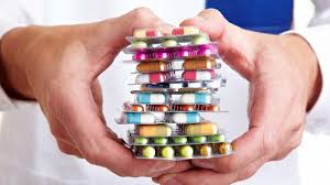 Пять самых популярных и опасных лекарств из домашней аптечки