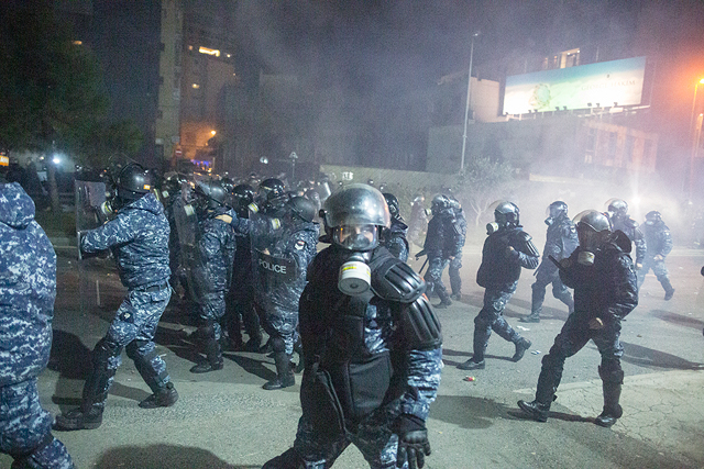 «Неделя гнева» в Бейруте: столкновения продолжаются. ФОТО