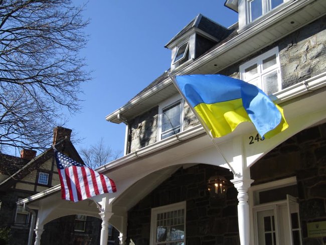 В Филадельфии открыли почетное консульство Украины, - посольство 04