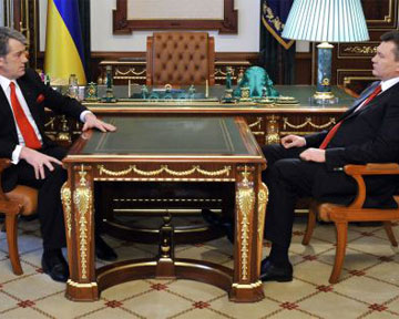Ющенко получил "наслаждение" от передачи власти Януковичу