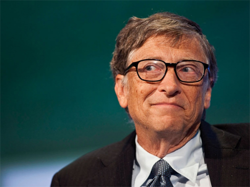 Билл Гейтс инвестирует в учёных, придумавших заряжать телефоны от мочи 