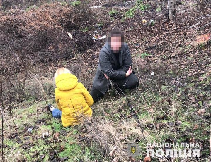 Харьковского полицейского, обменявшего себя на заложницу, наградили оружием. ФОТО