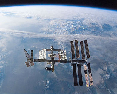 Космонавты МКС смогут 15 раз встретить Новый год