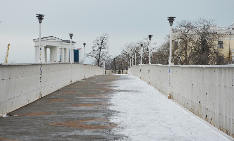 Недолгий снег в Одессе: большой фоторепортаж с улиц города. ФОТО