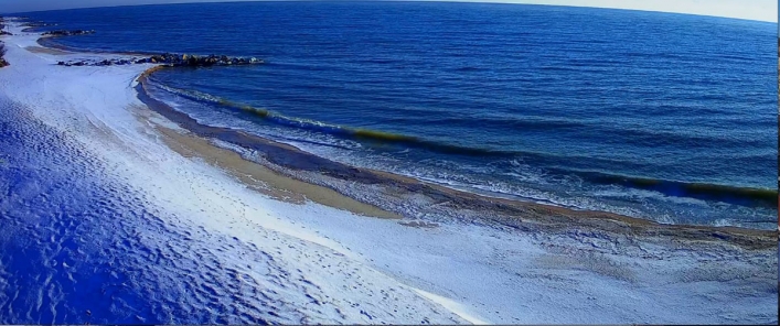В Кирилловке море начало покрываться льдом. ФОТО