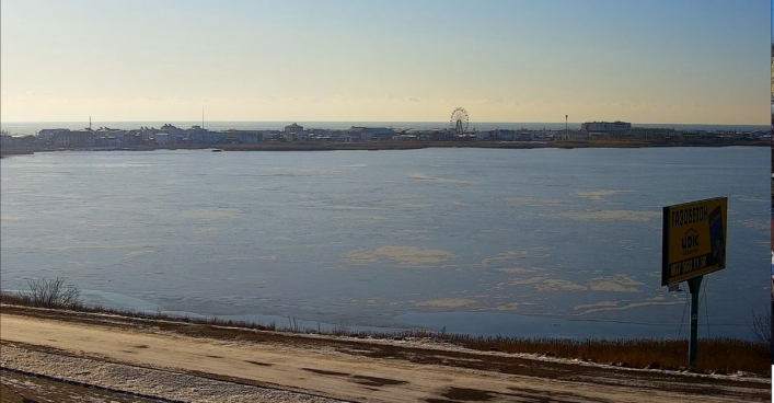 В Кирилловке море начало покрываться льдом. ФОТО