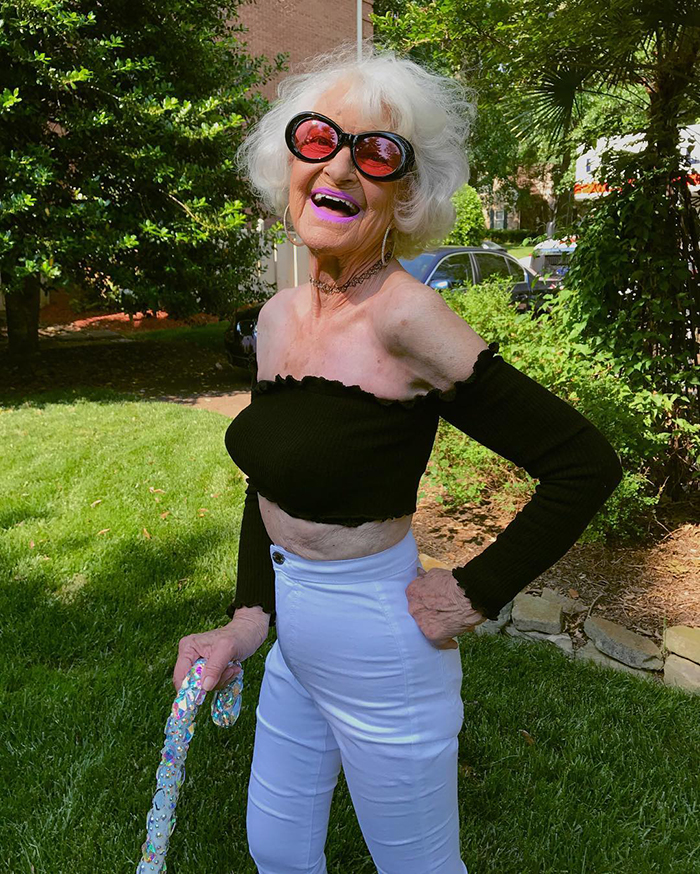 92-летняя бабушка, которая «ворует ваших мужчин» с 1928 года. ФОТО