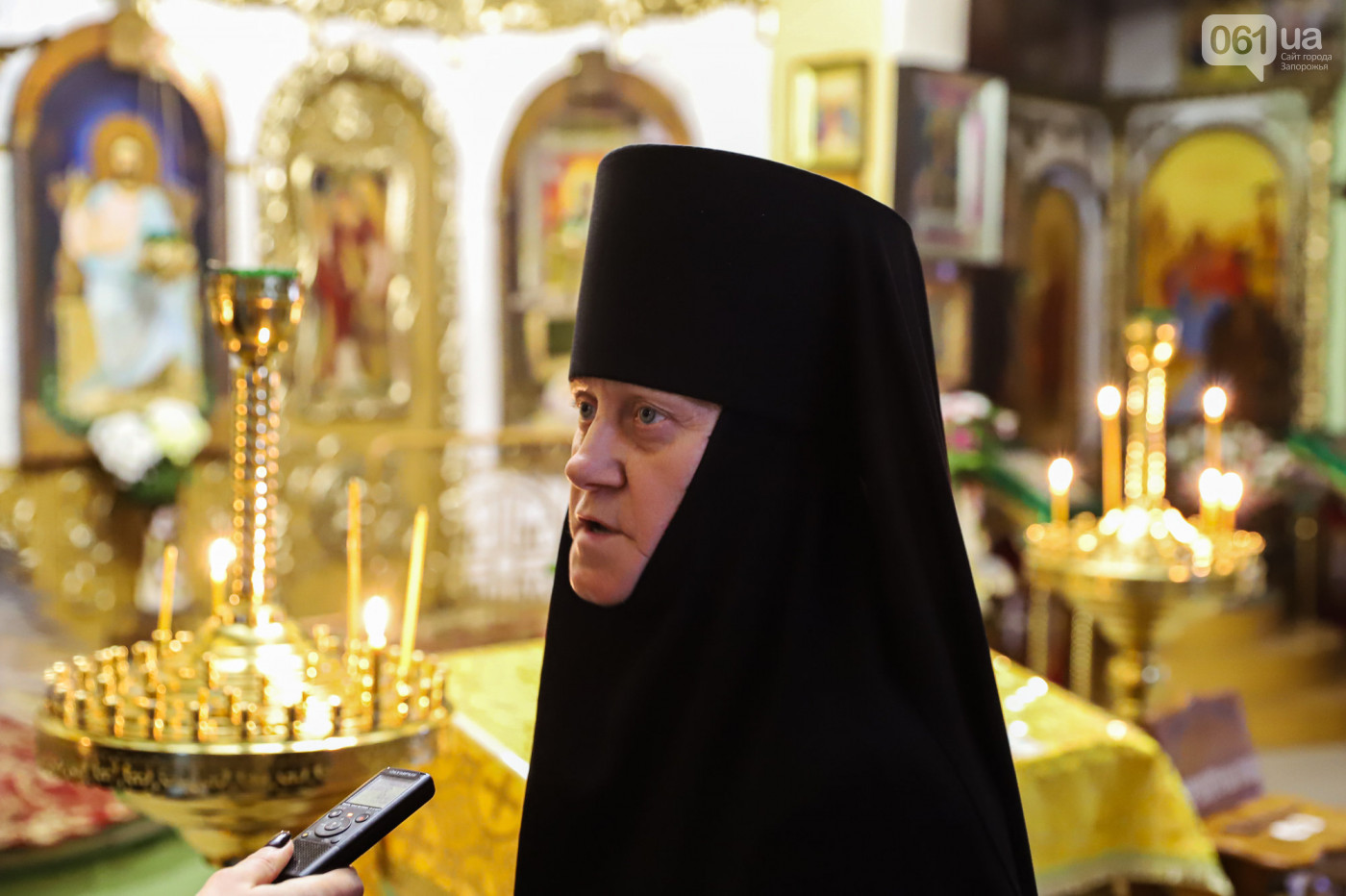 Молитвы, гаджеты и смирение: чем живет единственный женский монастырь Запорожья. ФОТО