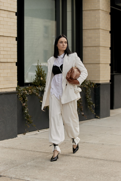 Streetstyle: как одеваются девушки на Неделе моды в Нью-Йорке. ФОТО