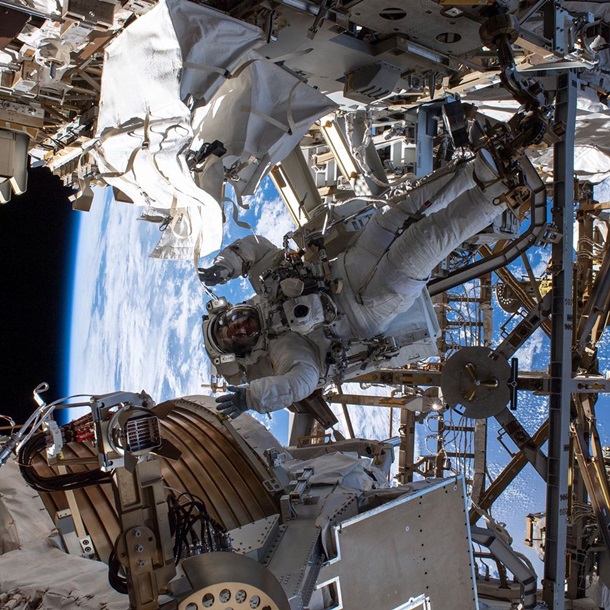 В NASA показали будни астронавтов. ФОТО