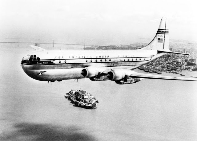 Boeing 377 Stratocruiser - самый большой и быстрый самолёт в коммерческой авиации