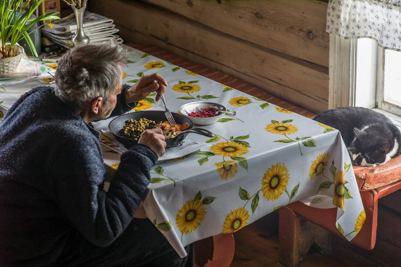 Уединённая жизнь норвежского фермера в фотопроекте Нильса Тьюна