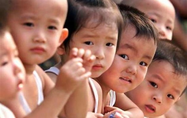 Население Китая увеличилось за год почти на семь миллионов человек