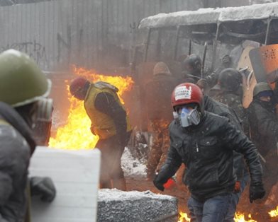 Глава МВД не видит иного выхода, кроме силовой зачистки Киева