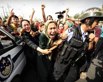 Китайские полицейские застрелили шестерых протестующих