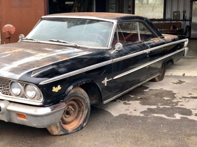 Ford Galaxie 1963 года, который долго пробыл в карьере