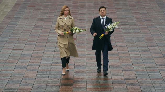 Зеленский с женой почтили Шевченко. Фото