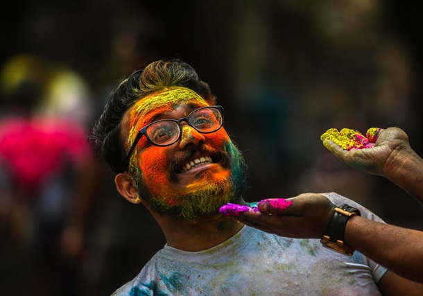 В Индии прошел фестиваль красок Холи: яркие фото