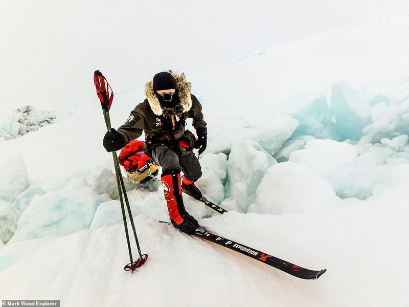 Пожарный бросил работу и отправился в экстремальные путешествия на Северный полюс и в Гималаи. ФОТО