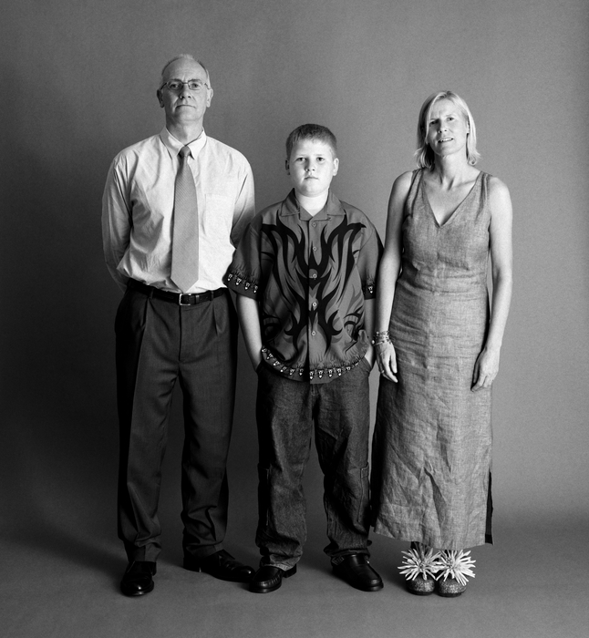 Фотограф 25 лет делал снимки одной семьи. ФОТО