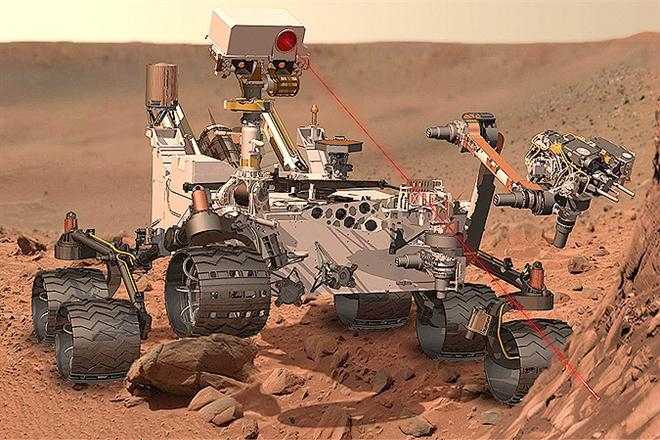 Марсоход успешно пересек песчаные дюны и направляется к своей цели