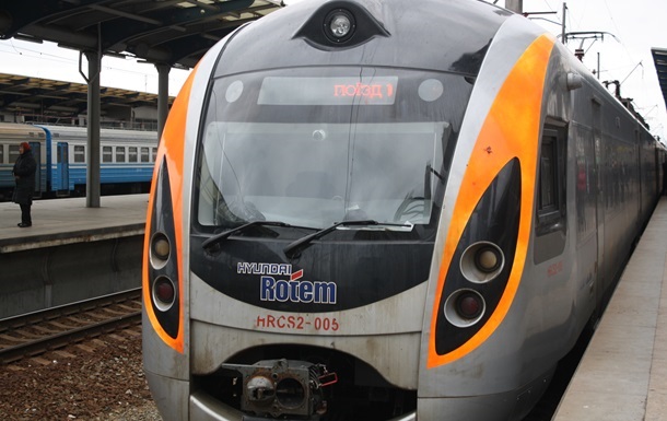Поезда Нyundai сняли с маршрутов из-за опасных неисправностей и трещин кузова