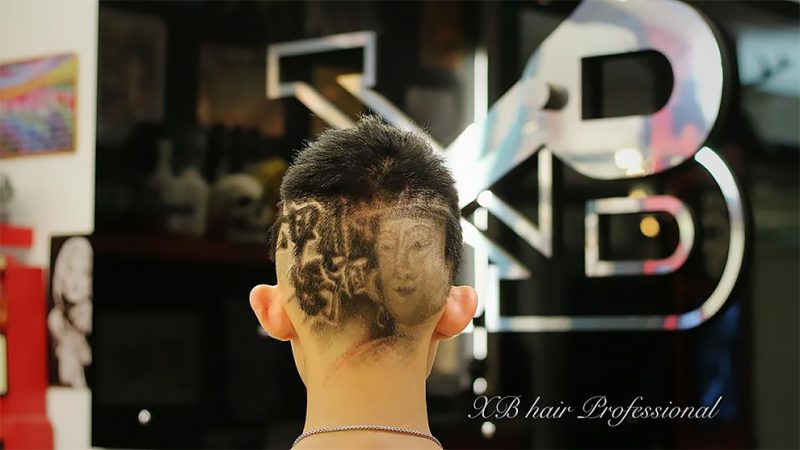 Как китайский парикмахер превращает состриженные волосы в произведения искусства. ФОТО