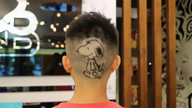 Как китайский парикмахер превращает состриженные волосы в произведения искусства. ФОТО