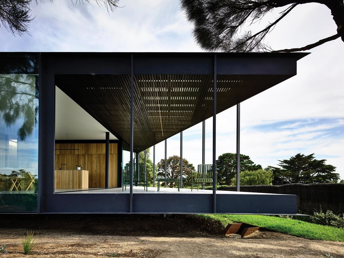 Резиденция со стеклянным фасадом в Австралии