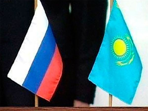 Жириновский и Лимонов хотят присоединить Казахстан к России 