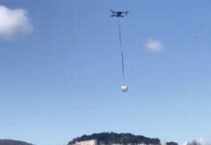 Житель США воспользовался дроном для доставки туалетной бумаги. ФОТО