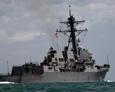 США заводят в Черное море второй боевой корабль