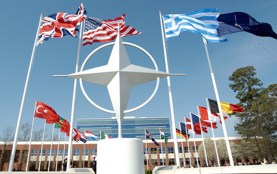 НАТО даст мощный отпор посягательству тоталитарных режимов на свободный мир